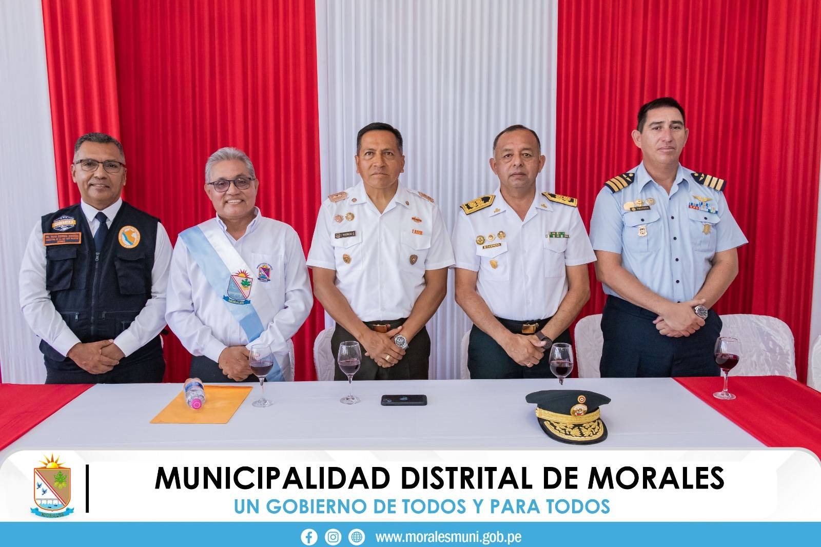EN PLAZA FRANCISCO BOLOGNESI DE MORALES SE DESARROLLÓ CEREMONIA POR EL DÍA DE LA BANDERA Y EL 145 ANIVERSARIO DE LA BATALLA DE ARICA. 